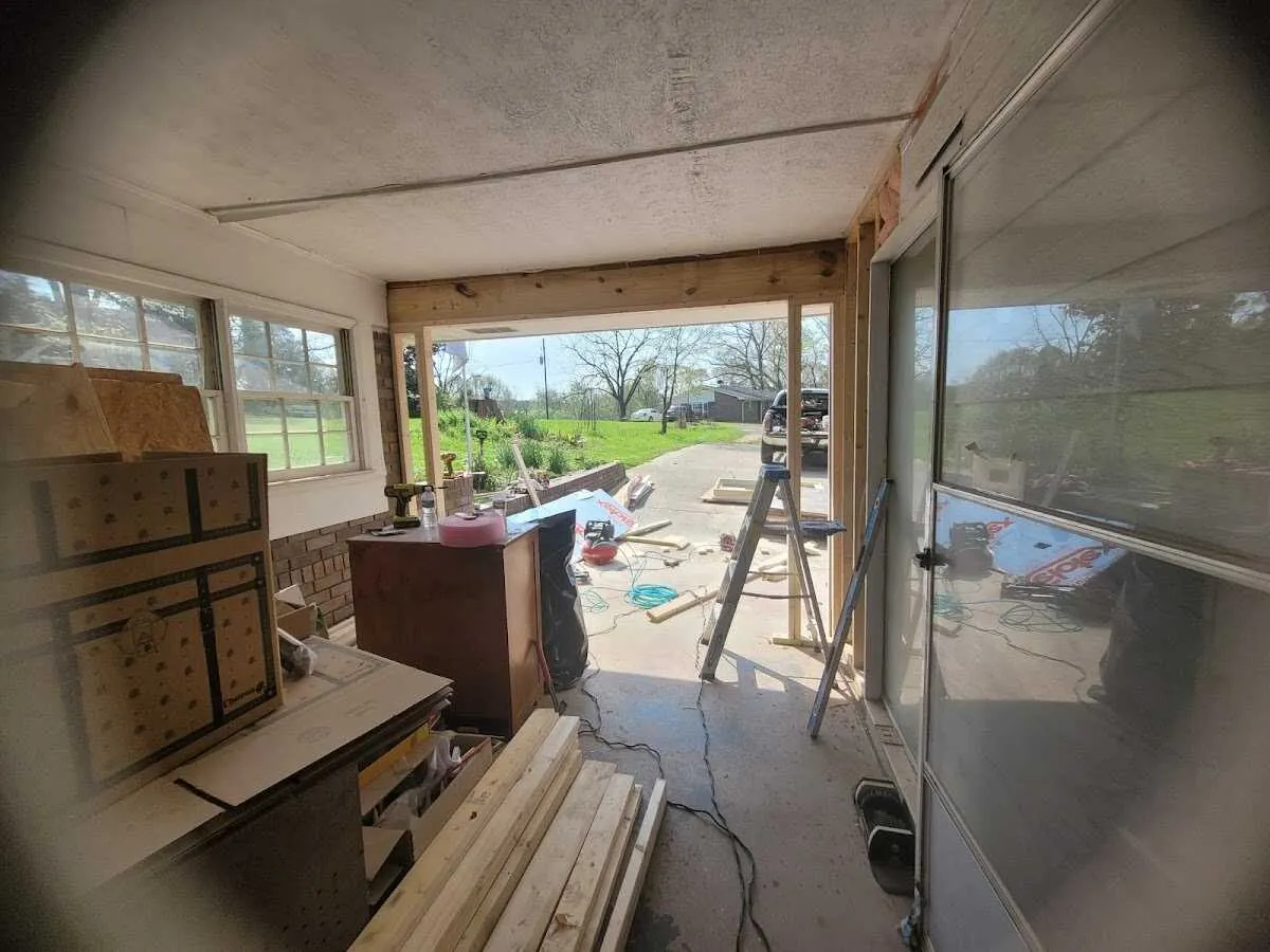 Air movers and dehumidifier for Drying & Dehumidification in New London